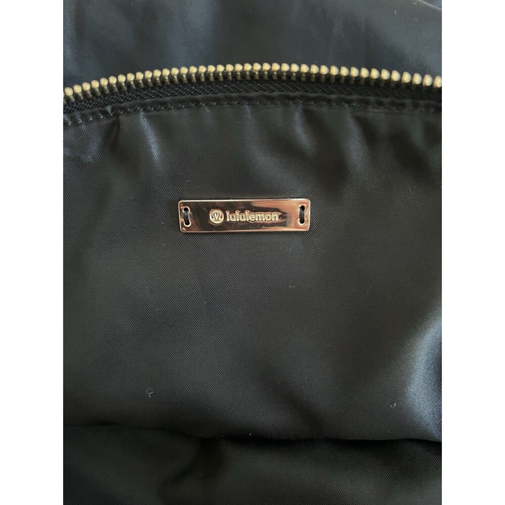 Lululemon Black Nylon Crossbody Bag - Picture 11 of 12